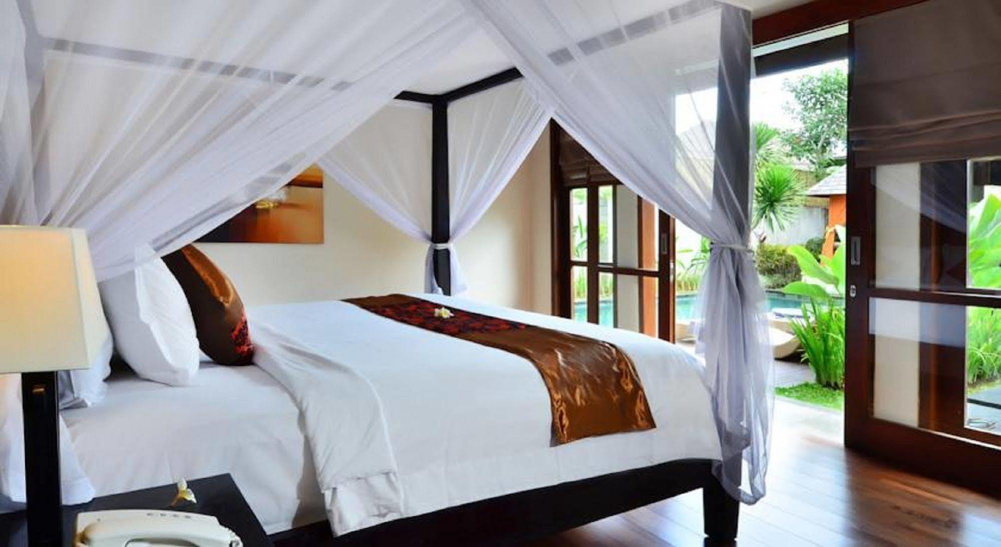 The Khayangan Dreams Villa Umalas Kerobokan Exterior foto